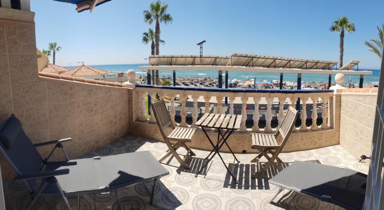 Casita Beach Front Torrox Exterior photo